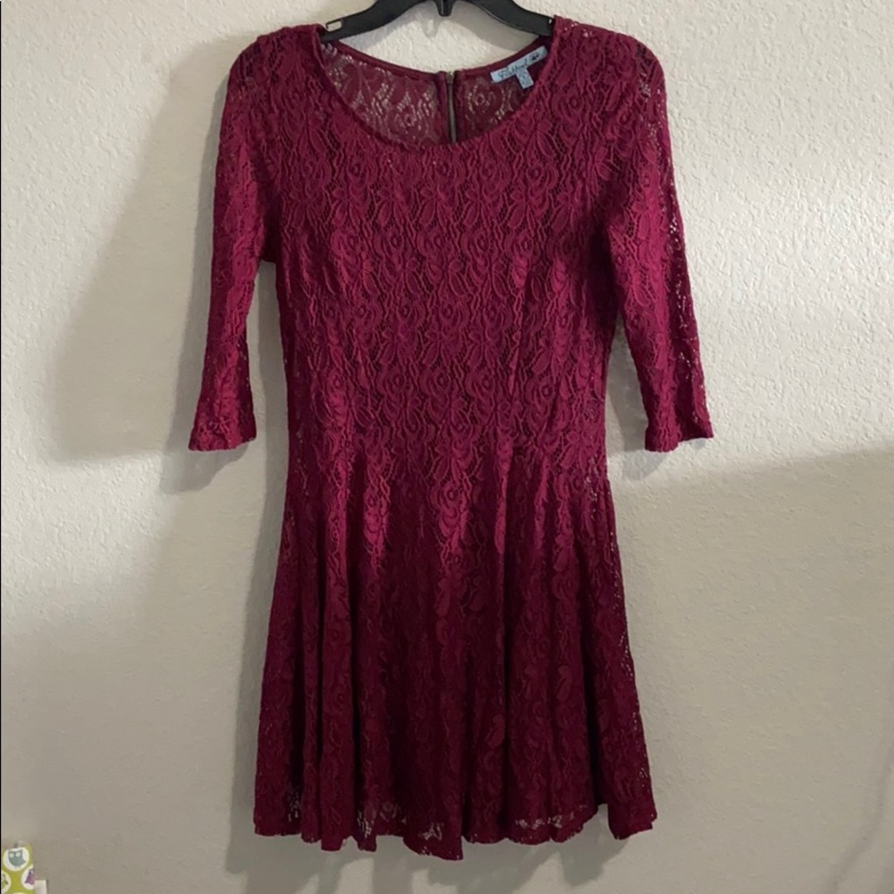 Maroon 3/4 Sleeve Lace Dress